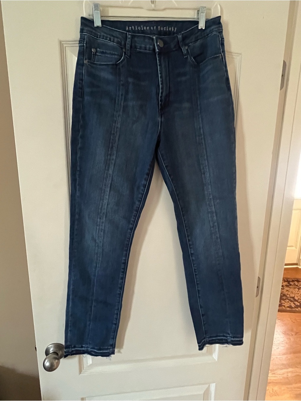 Articles Of Society Designer Dark Blue Ankle Crop Jeans Women’s size 8